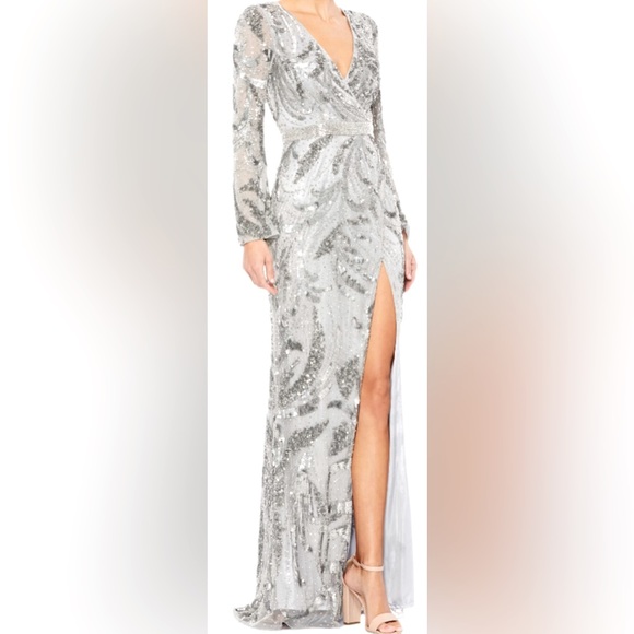 NWT- Mac Duggal Gray Sequined Faux Wrap Split Long Sleeves Gown- Size 16 - Picture 1 of 13